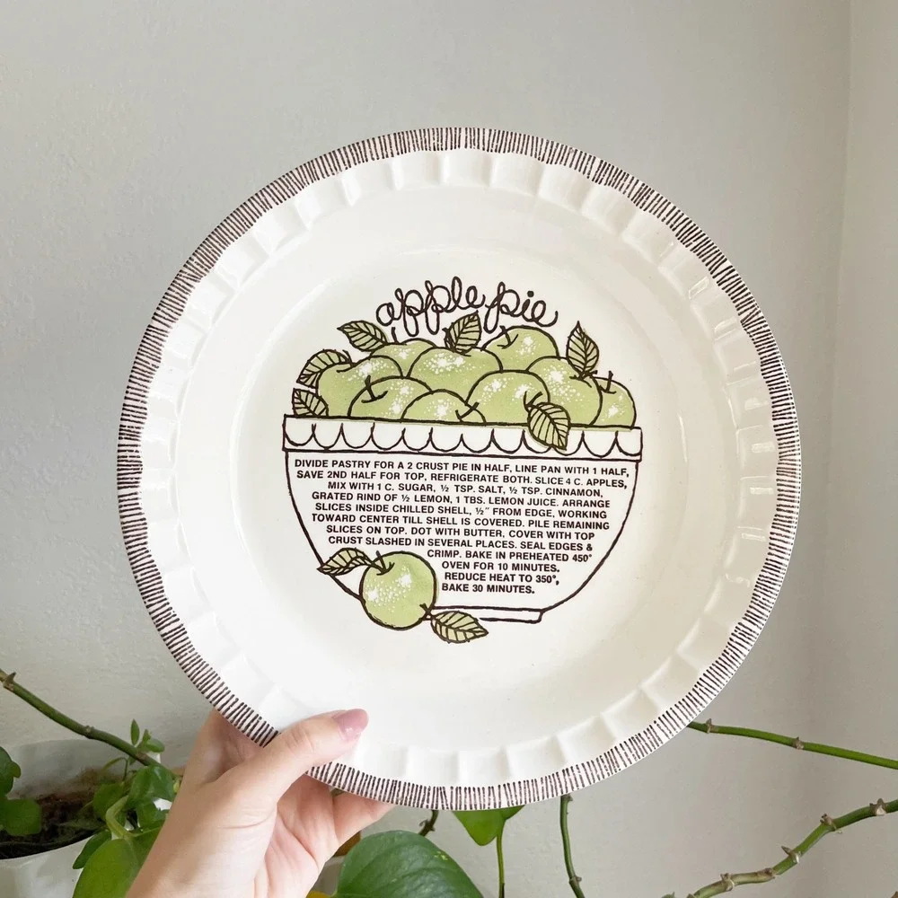 Royal China by Jeannette Vintage Apple Pie Recipe Plate Ceramic Baking Dish USA